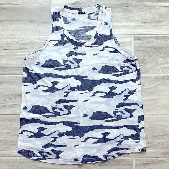 Monrow Denim Blue Camo Tank Top Size Small - Picture 1 of 4